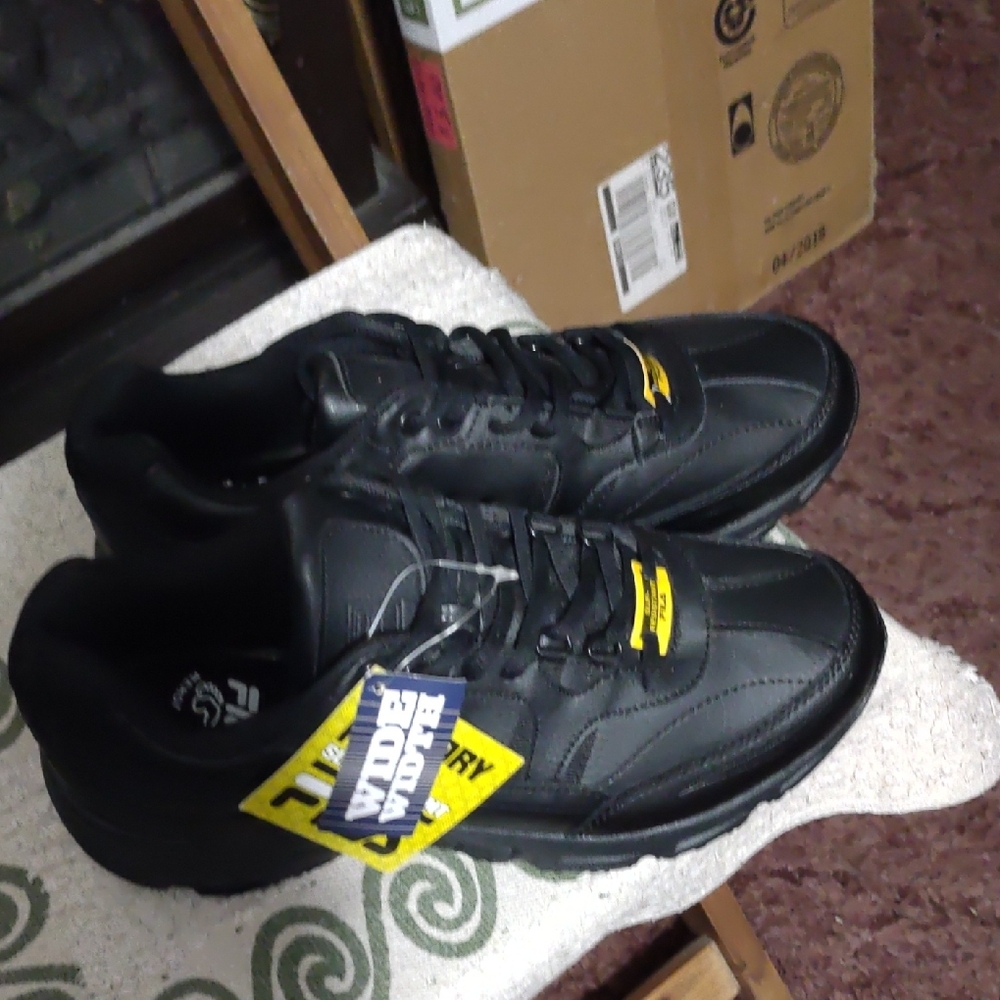 Fila Black Women 'S Sneakers.